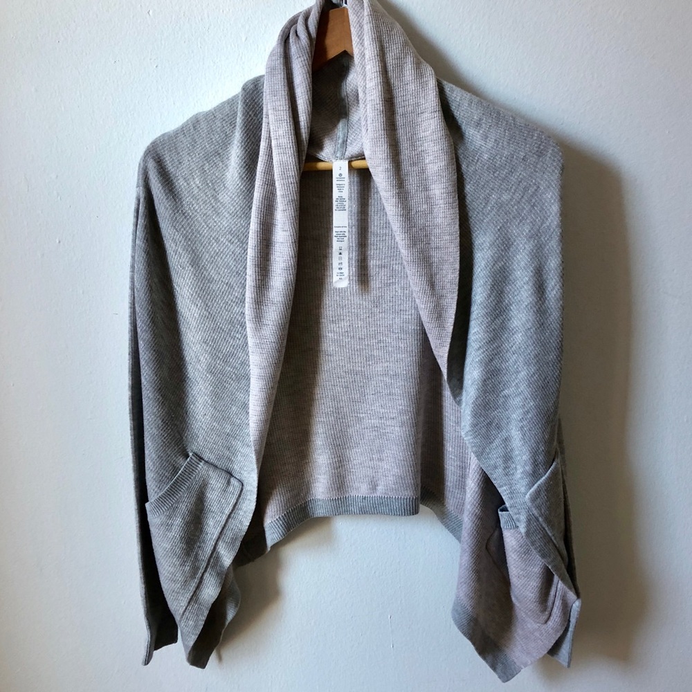 💓NEW LISTING💓 Lululemon Cabin Yogi Sweater
